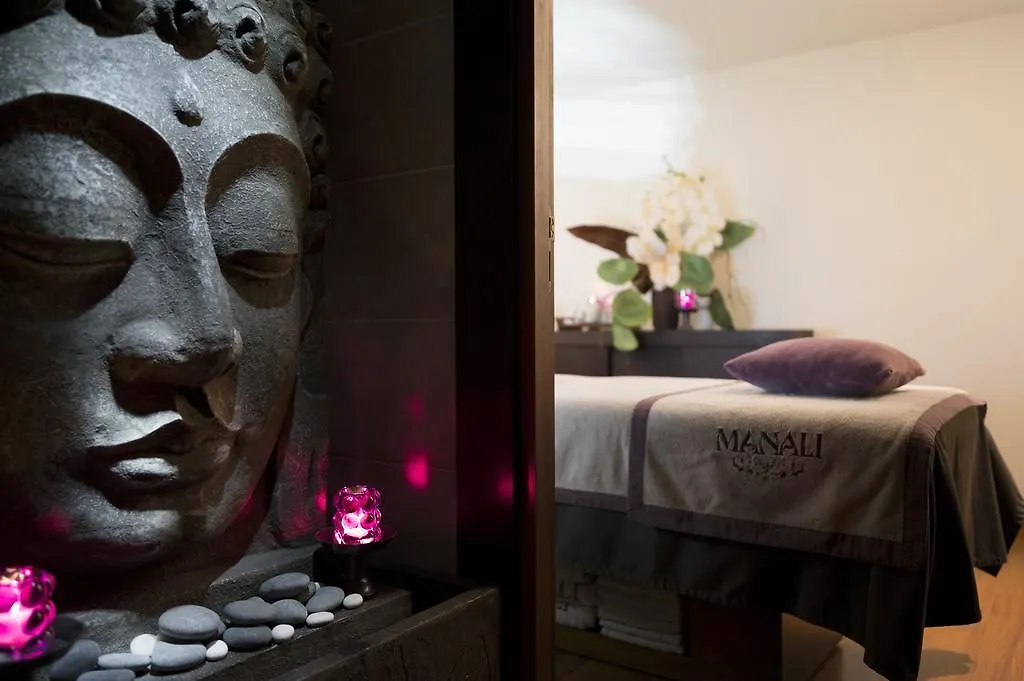 Manali Hotel Courchevel